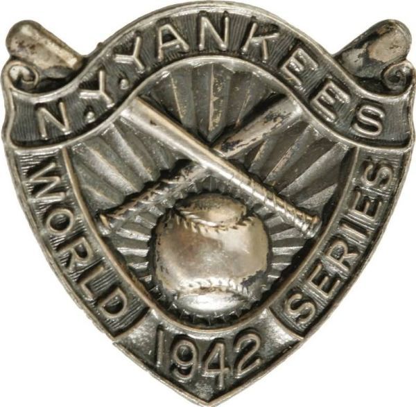 PPWS 1942 New York Yankees.jpg